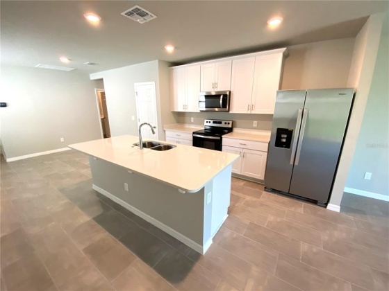 3122 BELLA VISTA DRIVE, DAVENPORT, Florida 33897, 3 Bedrooms Bedrooms, ,2 BathroomsBathrooms,Rental Properties,For Sale,BELLA VISTA,O6012416