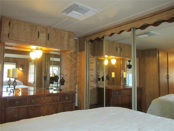 32 SILVERSIDES, LAKE WALES, Florida 33853, 1 Bedroom Bedrooms, ,1 BathroomBathrooms,Residential,For Sale,SILVERSIDES,K4901696
