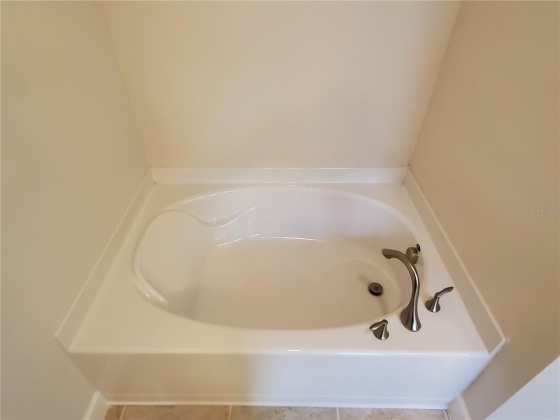 1105 BERRY LANE, DAVENPORT, Florida 33837, 3 Bedrooms Bedrooms, ,2 BathroomsBathrooms,Residential,For Sale,BERRY,P4920014
