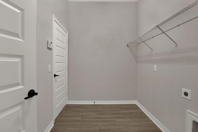 LAKELAND, Florida 33803, 3 Bedrooms Bedrooms, ,2 BathroomsBathrooms,Residential,For Sale,J943758