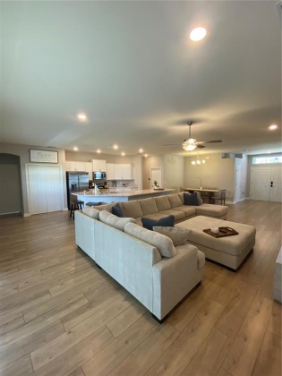 248 WALKERS POINT DRIVE, AUBURNDALE, Florida 33823, 5 Bedrooms Bedrooms, ,3 BathroomsBathrooms,Residential,For Sale,WALKERS POINT,O6012040