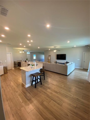 248 WALKERS POINT DRIVE, AUBURNDALE, Florida 33823, 5 Bedrooms Bedrooms, ,3 BathroomsBathrooms,Residential,For Sale,WALKERS POINT,O6012040