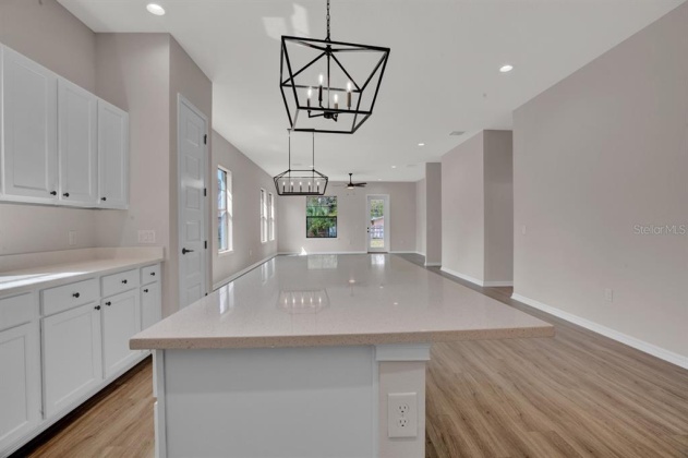 LAKELAND, Florida 33803, 3 Bedrooms Bedrooms, ,2 BathroomsBathrooms,Residential,For Sale,J943815