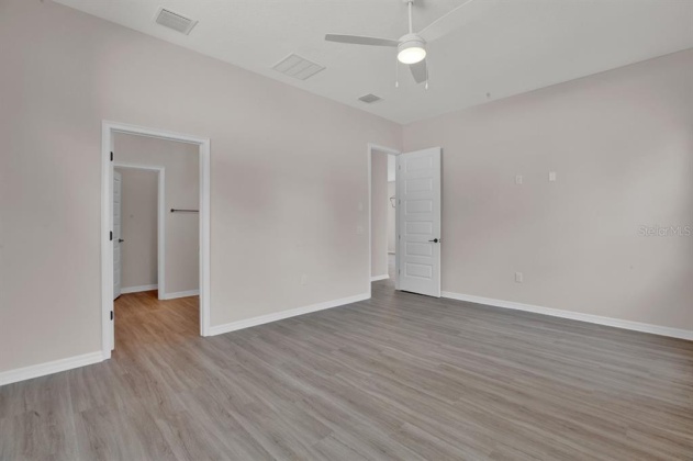 LAKELAND, Florida 33803, 3 Bedrooms Bedrooms, ,2 BathroomsBathrooms,Residential,For Sale,J943815