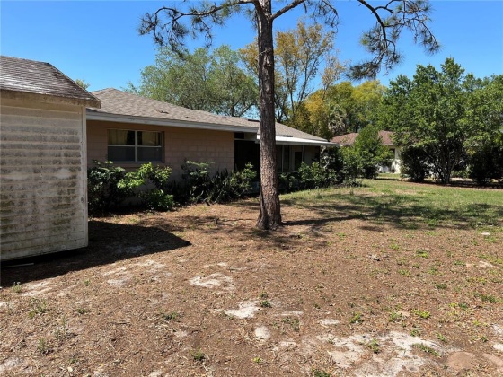 1105 YARNELL AVENUE, LAKE WALES, Florida 33853, 3 Bedrooms Bedrooms, ,2 BathroomsBathrooms,Residential,For Sale,YARNELL,P4919998