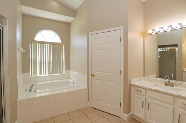 1014 CORVINA DRIVE, DAVENPORT, Florida 33897, 5 Bedrooms Bedrooms, ,3 BathroomsBathrooms,Residential,For Sale,CORVINA,O6012168