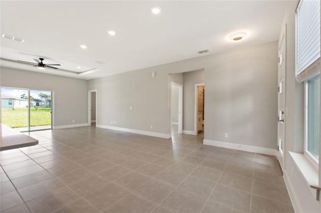 1055 DESMOINES LANE, POINCIANA, Florida 34759, 4 Bedrooms Bedrooms, ,2 BathroomsBathrooms,Residential,For Sale,DESMOINES,O6012612