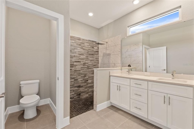 1055 DESMOINES LANE, POINCIANA, Florida 34759, 4 Bedrooms Bedrooms, ,2 BathroomsBathrooms,Residential,For Sale,DESMOINES,O6012612