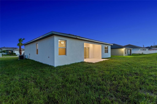 1055 DESMOINES LANE, POINCIANA, Florida 34759, 4 Bedrooms Bedrooms, ,2 BathroomsBathrooms,Residential,For Sale,DESMOINES,O6012612
