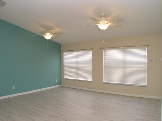 825 BLOOMINGDALE DRIVE, DAVENPORT, Florida 33897, 4 Bedrooms Bedrooms, ,3 BathroomsBathrooms,Rental Properties,For Sale,BLOOMINGDALE,U8156154