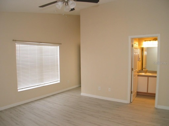 825 BLOOMINGDALE DRIVE, DAVENPORT, Florida 33897, 4 Bedrooms Bedrooms, ,3 BathroomsBathrooms,Rental Properties,For Sale,BLOOMINGDALE,U8156154