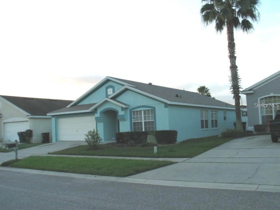 825 BLOOMINGDALE DRIVE, DAVENPORT, Florida 33897, 4 Bedrooms Bedrooms, ,3 BathroomsBathrooms,Rental Properties,For Sale,BLOOMINGDALE,U8156154