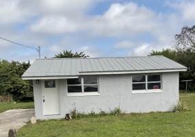 272 AVENUE A, WAVERLY, Florida 33877, 2 Bedrooms Bedrooms, ,1 BathroomBathrooms,Rental Properties,For Sale,AVENUE A,O6012669