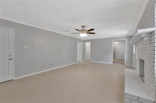 1133 HALCYON COURT, LAKELAND, Florida 33801, 5 Bedrooms Bedrooms, ,2 BathroomsBathrooms,Residential,For Sale,HALCYON,T3362244