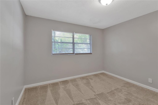 1133 HALCYON COURT, LAKELAND, Florida 33801, 5 Bedrooms Bedrooms, ,2 BathroomsBathrooms,Residential,For Sale,HALCYON,T3362244