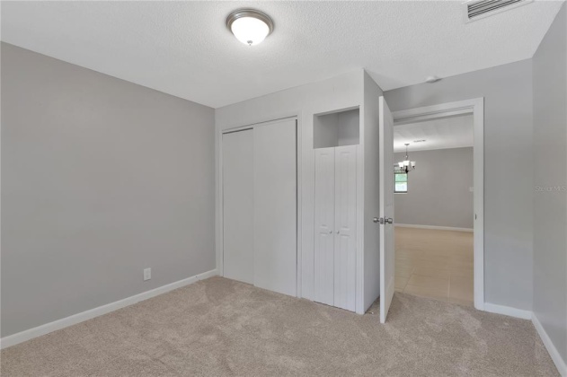 1133 HALCYON COURT, LAKELAND, Florida 33801, 5 Bedrooms Bedrooms, ,2 BathroomsBathrooms,Residential,For Sale,HALCYON,T3362244
