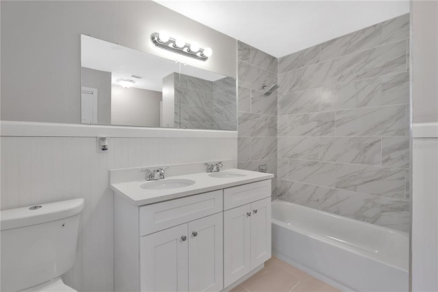 1133 HALCYON COURT, LAKELAND, Florida 33801, 5 Bedrooms Bedrooms, ,2 BathroomsBathrooms,Residential,For Sale,HALCYON,T3362244