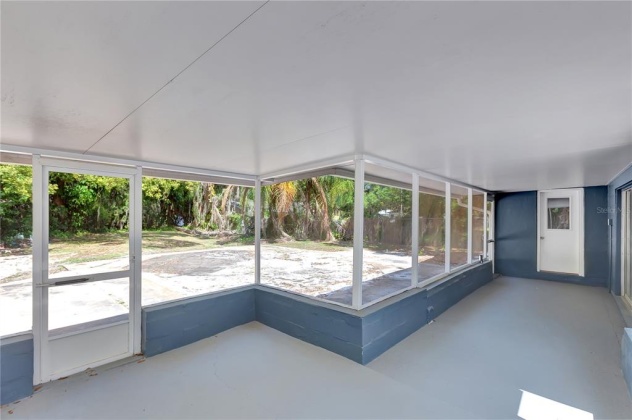 1133 HALCYON COURT, LAKELAND, Florida 33801, 5 Bedrooms Bedrooms, ,2 BathroomsBathrooms,Residential,For Sale,HALCYON,T3362244