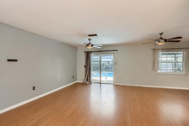 1260 KEYSTONE COURT, AUBURNDALE, Florida 33823, 3 Bedrooms Bedrooms, ,2 BathroomsBathrooms,Residential,For Sale,KEYSTONE,W7842593
