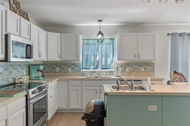 1259 MYOPIA HUNT CLUB DRIVE, AUBURNDALE, Florida 33823, 4 Bedrooms Bedrooms, ,3 BathroomsBathrooms,Residential,For Sale,MYOPIA HUNT CLUB,L4928600