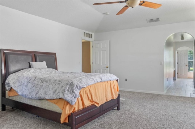1259 MYOPIA HUNT CLUB DRIVE, AUBURNDALE, Florida 33823, 4 Bedrooms Bedrooms, ,3 BathroomsBathrooms,Residential,For Sale,MYOPIA HUNT CLUB,L4928600
