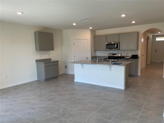2660 MAGNOLIA AVENUE, DAVENPORT, Florida 33837, 4 Bedrooms Bedrooms, ,2 BathroomsBathrooms,Rental Properties,For Sale,MAGNOLIA,S5064719