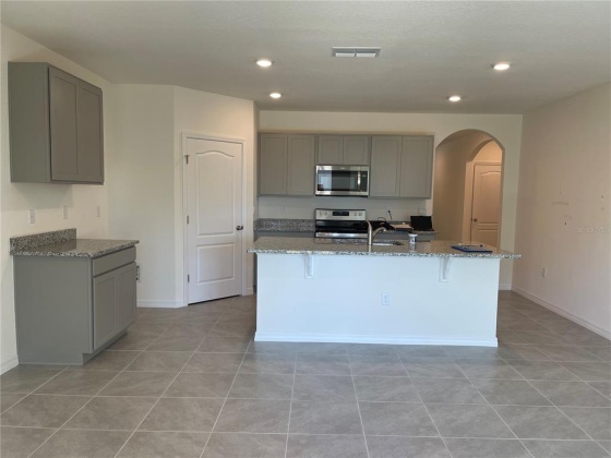 2660 MAGNOLIA AVENUE, DAVENPORT, Florida 33837, 4 Bedrooms Bedrooms, ,2 BathroomsBathrooms,Rental Properties,For Sale,MAGNOLIA,S5064719