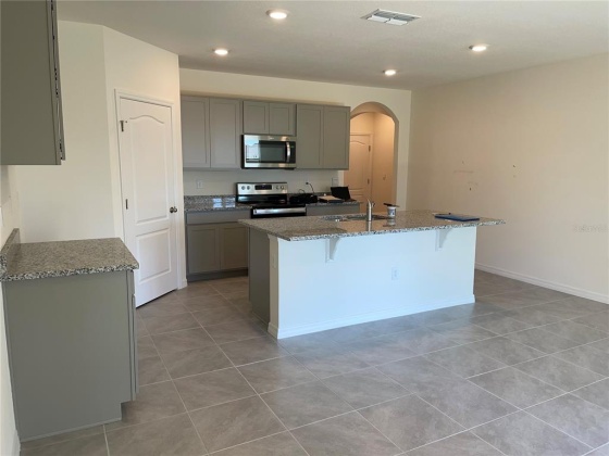 2660 MAGNOLIA AVENUE, DAVENPORT, Florida 33837, 4 Bedrooms Bedrooms, ,2 BathroomsBathrooms,Rental Properties,For Sale,MAGNOLIA,S5064719