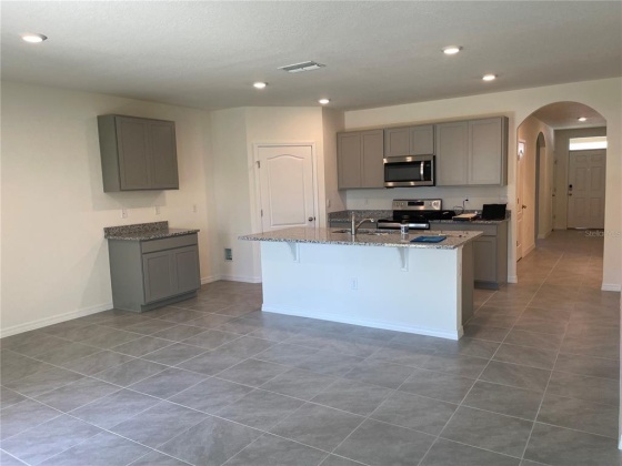 2660 MAGNOLIA AVENUE, DAVENPORT, Florida 33837, 4 Bedrooms Bedrooms, ,2 BathroomsBathrooms,Rental Properties,For Sale,MAGNOLIA,S5064719