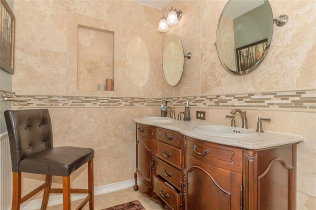 247 VERVAIN AVENUE, DAVENPORT, Florida 33837, 4 Bedrooms Bedrooms, ,3 BathroomsBathrooms,Residential,For Sale,VERVAIN,U8156230