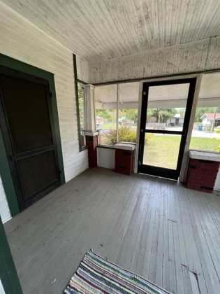 615 ALTA VISTA STREET, LAKE WALES, Florida 33853, 3 Bedrooms Bedrooms, ,1 BathroomBathrooms,Residential,For Sale,ALTA VISTA,P4920030