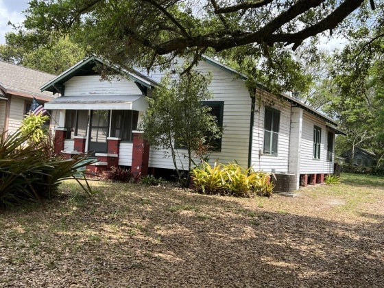 615 ALTA VISTA STREET, LAKE WALES, Florida 33853, 3 Bedrooms Bedrooms, ,1 BathroomBathrooms,Residential,For Sale,ALTA VISTA,P4920030
