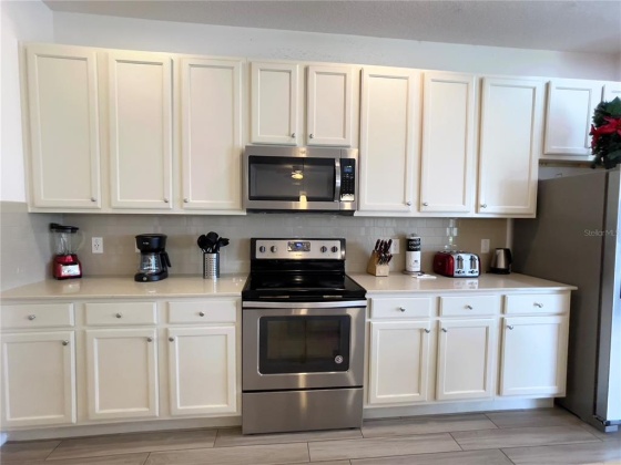 6000 OAK GREEN LOOP, DAVENPORT, Florida 33837, 13 Bedrooms Bedrooms, ,10 BathroomsBathrooms,Residential,For Sale,OAK GREEN,O6012889
