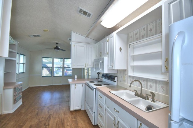 129 JACK NICKLAUS LANE, DAVENPORT, Florida 33837, 3 Bedrooms Bedrooms, ,1 BathroomBathrooms,Residential,For Sale,JACK NICKLAUS,P4919354