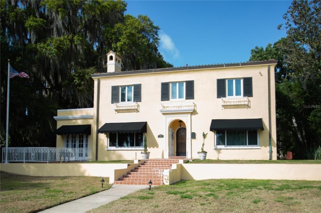214 LAKESHORE BOULEVARD, LAKE WALES, Florida 33853, 4 Bedrooms Bedrooms, ,3 BathroomsBathrooms,Residential,For Sale,LAKESHORE,L4928180