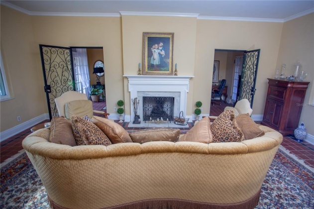214 LAKESHORE BOULEVARD, LAKE WALES, Florida 33853, 4 Bedrooms Bedrooms, ,3 BathroomsBathrooms,Residential,For Sale,LAKESHORE,L4928180