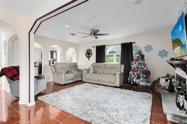 620 LLAMA DRIVE, POINCIANA, Florida 34759, 4 Bedrooms Bedrooms, ,2 BathroomsBathrooms,Residential,For Sale,LLAMA,O6006911
