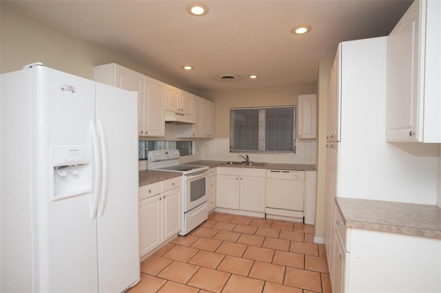 1343 ALMA STREET, LAKELAND, Florida 33803, 3 Bedrooms Bedrooms, ,1 BathroomBathrooms,Residential,For Sale,ALMA,L4928767