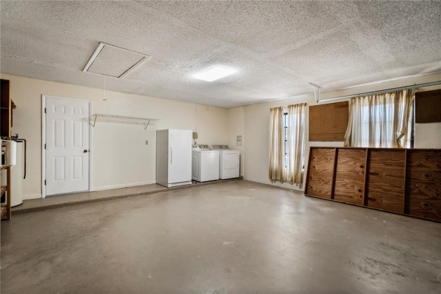 843 HILLSIDE AVENUE, LAKE WALES, Florida 33853, 3 Bedrooms Bedrooms, ,2 BathroomsBathrooms,Residential,For Sale,HILLSIDE,P4920011