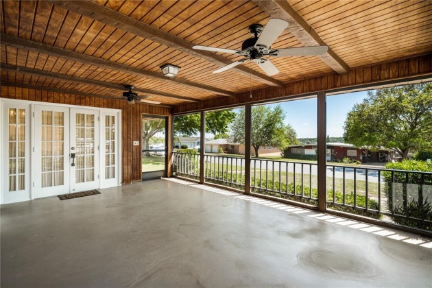 843 HILLSIDE AVENUE, LAKE WALES, Florida 33853, 3 Bedrooms Bedrooms, ,2 BathroomsBathrooms,Residential,For Sale,HILLSIDE,P4920011