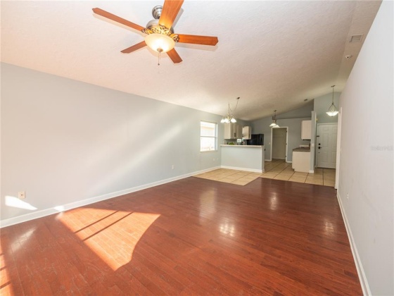 3579 RAINTREE TERRACE, LAKELAND, Florida 33803, 3 Bedrooms Bedrooms, ,2 BathroomsBathrooms,Residential,For Sale,RAINTREE,L4928790
