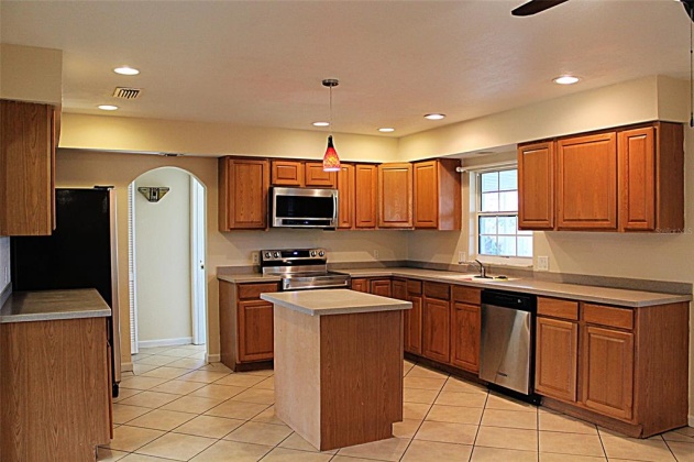 1025 SUNSET TRAIL, BABSON PARK, Florida 33827, 4 Bedrooms Bedrooms, ,3 BathroomsBathrooms,Residential,For Sale,SUNSET,P4920019