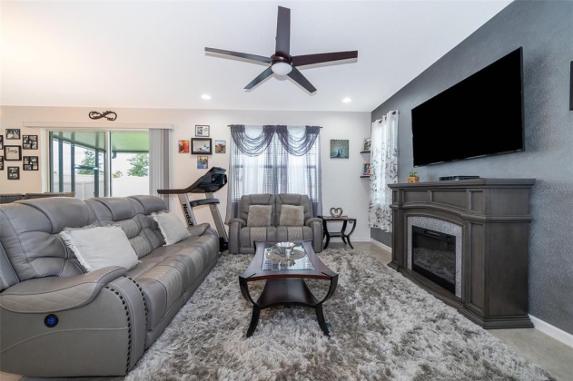 850 OPAL COURT, DAVENPORT, Florida 33837, 4 Bedrooms Bedrooms, ,2 BathroomsBathrooms,Residential,For Sale,OPAL,R4905784
