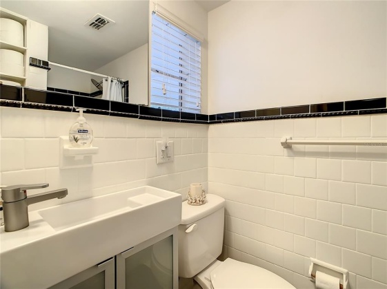 939 QUEEN STREET, LAKELAND, Florida 33803, 3 Bedrooms Bedrooms, ,2 BathroomsBathrooms,Residential,For Sale,QUEEN,T3362418