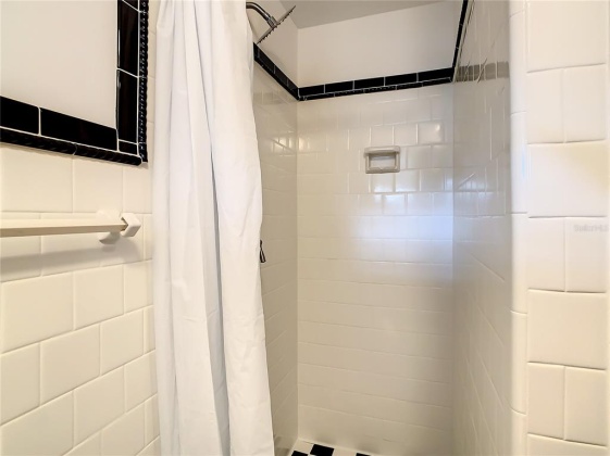 939 QUEEN STREET, LAKELAND, Florida 33803, 3 Bedrooms Bedrooms, ,2 BathroomsBathrooms,Residential,For Sale,QUEEN,T3362418