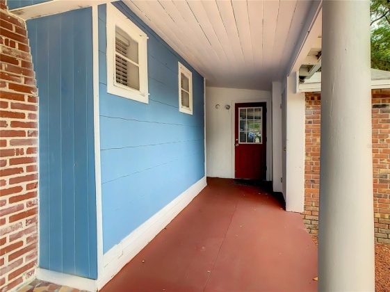 939 QUEEN STREET, LAKELAND, Florida 33803, 3 Bedrooms Bedrooms, ,2 BathroomsBathrooms,Residential,For Sale,QUEEN,T3362418