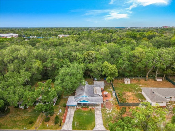 939 QUEEN STREET, LAKELAND, Florida 33803, 3 Bedrooms Bedrooms, ,2 BathroomsBathrooms,Residential,For Sale,QUEEN,T3362418
