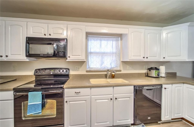 515 GRANBY STREET, LAKELAND, Florida 33801, 2 Bedrooms Bedrooms, ,1 BathroomBathrooms,Residential,For Sale,GRANBY,T3362469