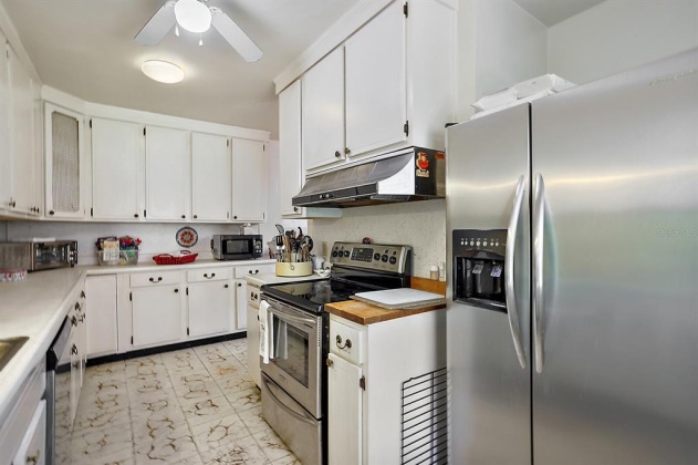 129 GRAHAM PARK DRIVE, HAINES CITY, Florida 33844, 4 Bedrooms Bedrooms, ,4 BathroomsBathrooms,Residential,For Sale,GRAHAM PARK,G5053331