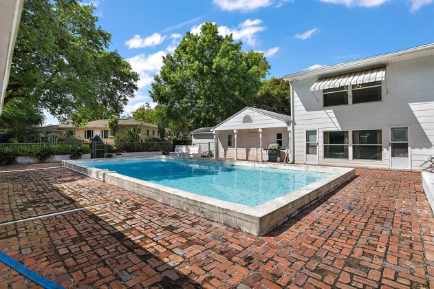 129 GRAHAM PARK DRIVE, HAINES CITY, Florida 33844, 4 Bedrooms Bedrooms, ,4 BathroomsBathrooms,Residential,For Sale,GRAHAM PARK,G5053331